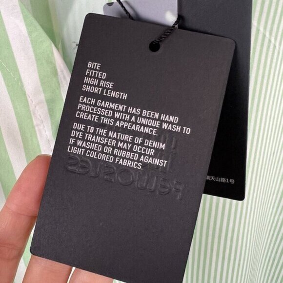 Women's Striped Button Down Shirt Size M Cropped Louse Fit Blouse Green White - Picture 13 of 16